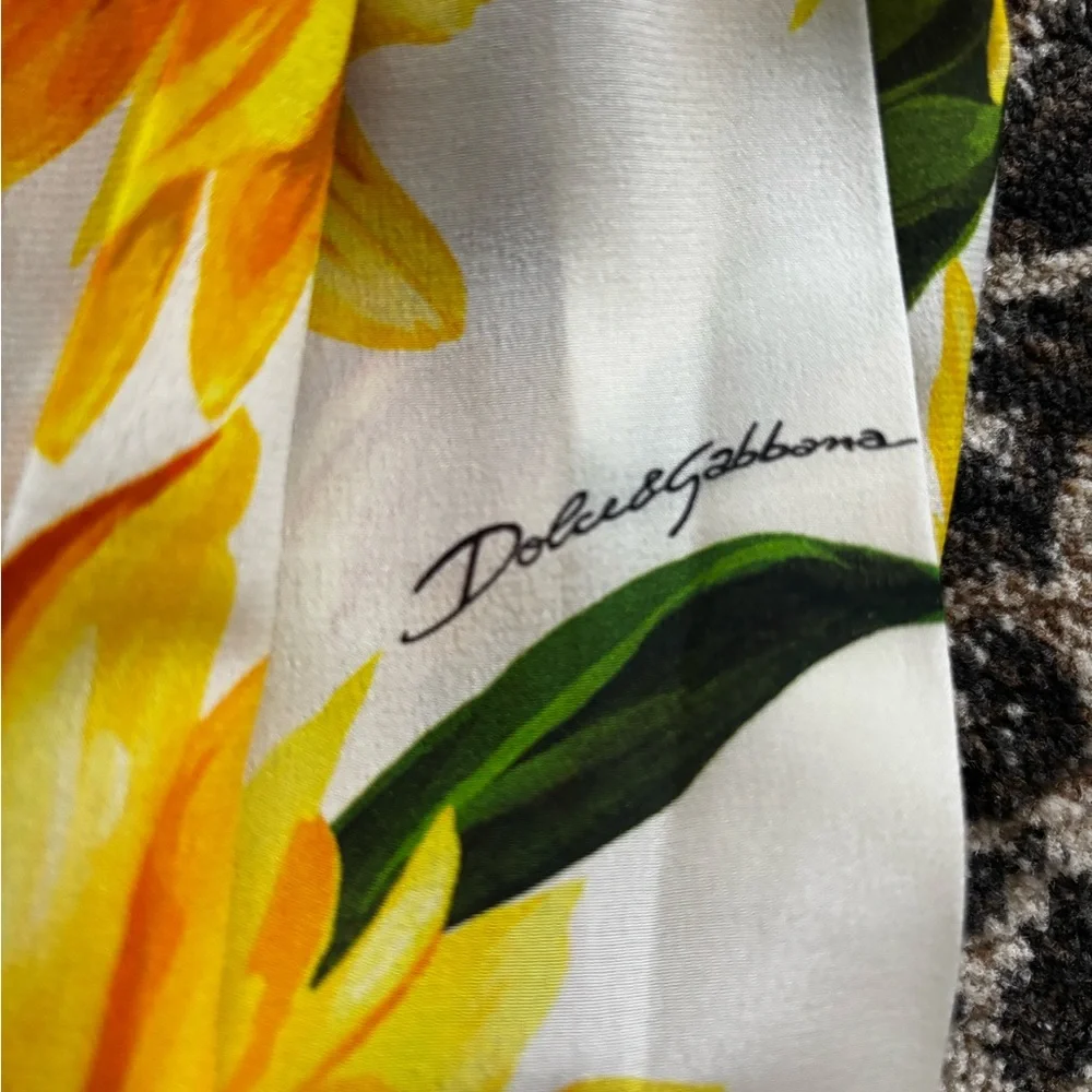 Dolce Gabanna Sunflower Pleated Skirt - Picture 3 of 4